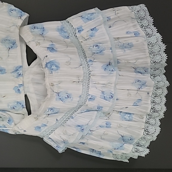 Dress - Picture 5 of 8